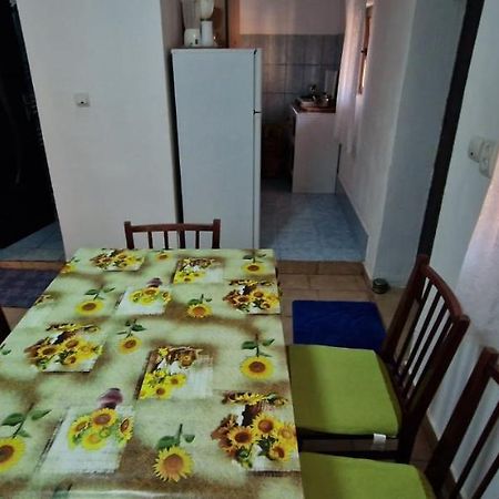 Pensiunea Casa Andreea Novaci-Straini Bagian luar foto